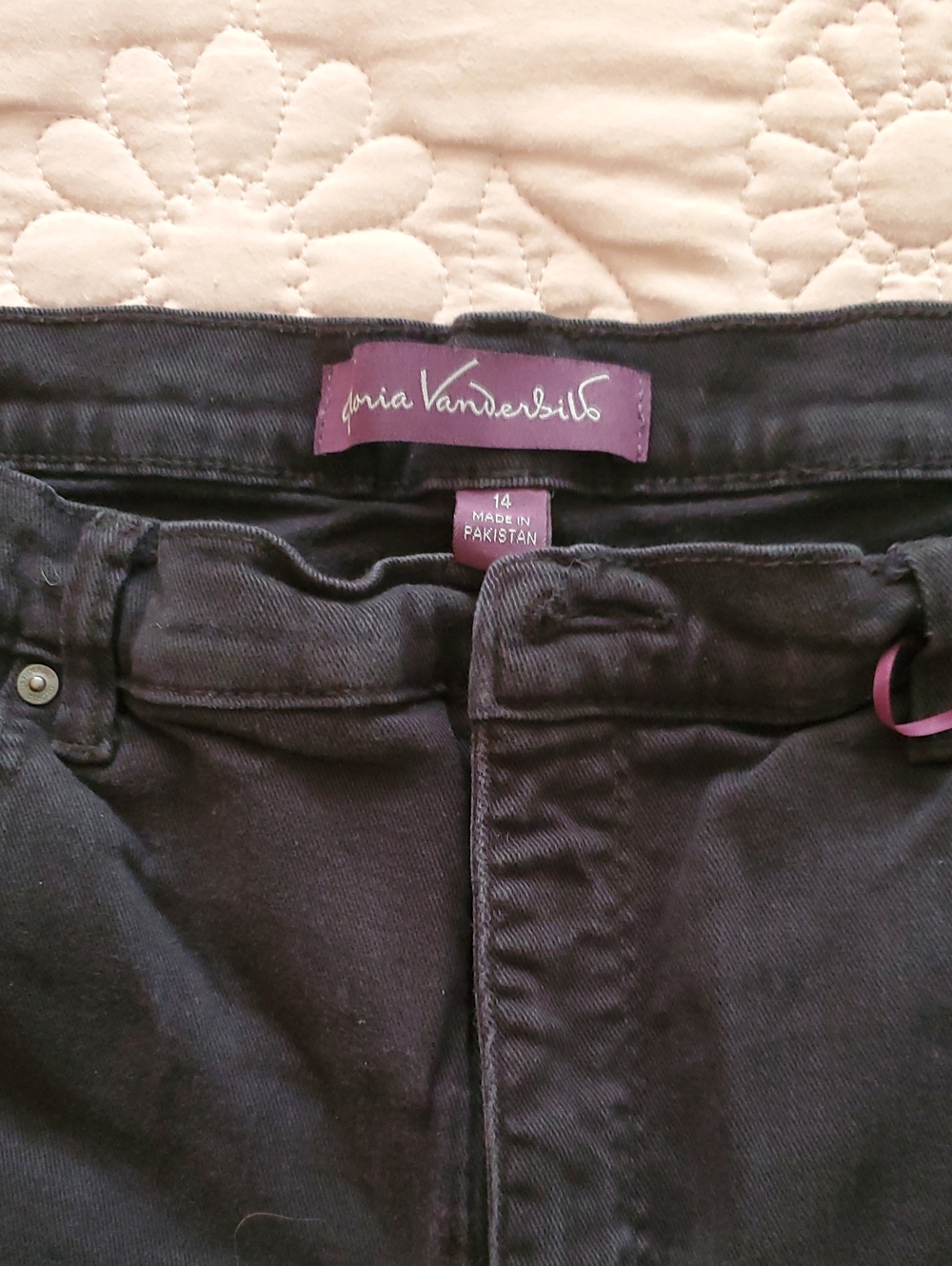 Gloria Vanderbilt Straight Leg Black Jeans